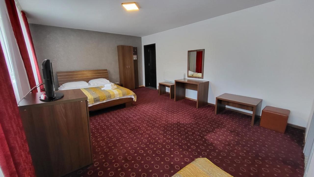Boutique Global Aparthotel Braşov Exterior foto