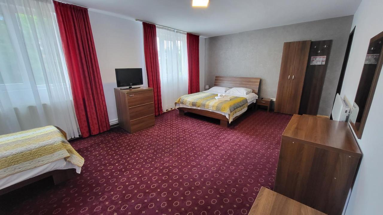 Boutique Global Aparthotel Braşov Exterior foto