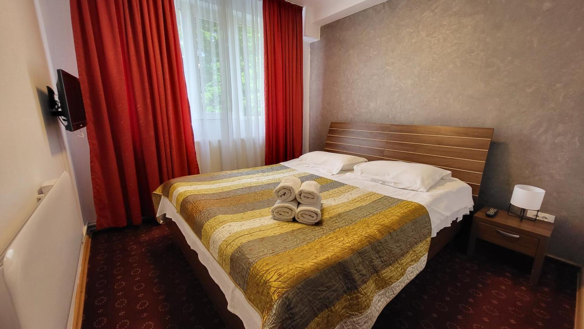 Boutique Global Aparthotel Braşov Exterior foto